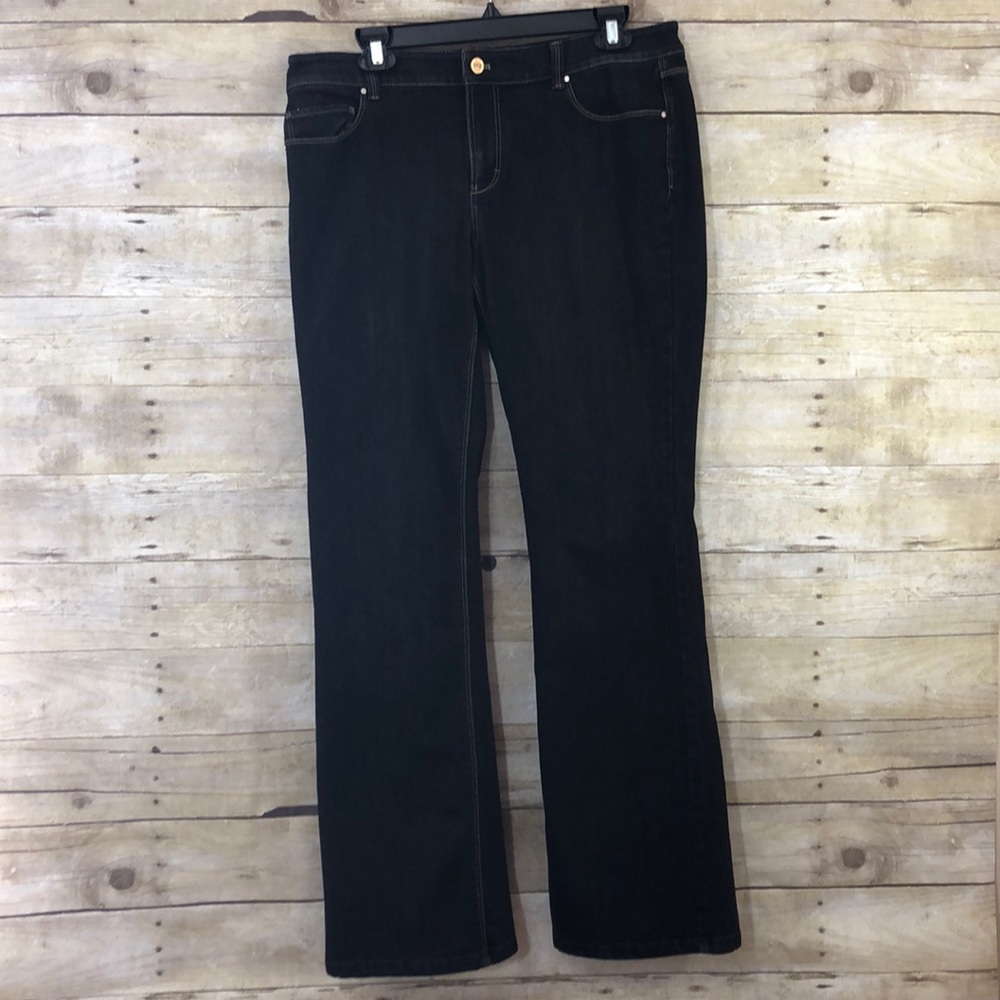 White House Black Market Feel Beautiful Black Jean